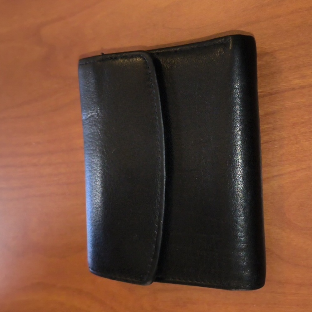 Buxton Velvet Touch Cowhide Leather Flip French Purse Wallet Women’s